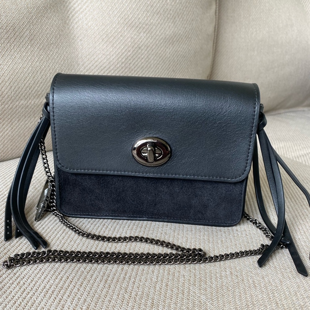 NWOT Coach Bowery Star Rivets Black Fringe Chain Strap Convertible Bag